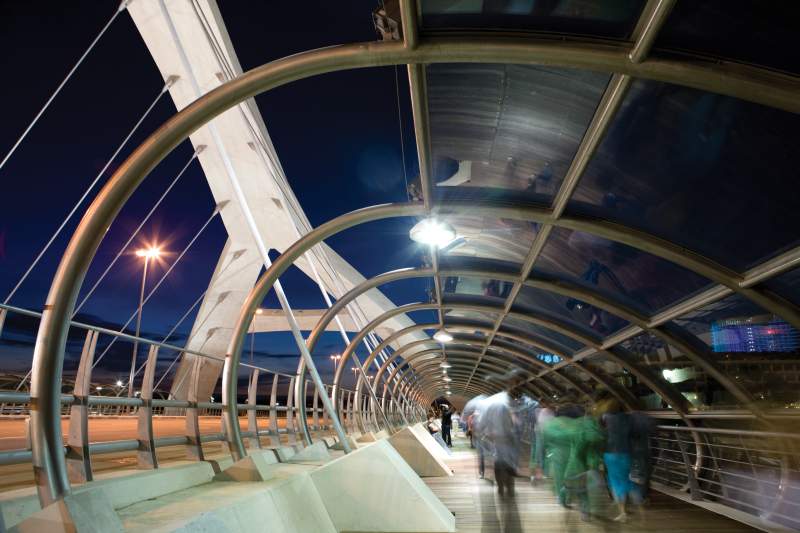 Puente del Tercer Milenio de Zaragoza – Foto de Daniel Marcos & Félix Bernad