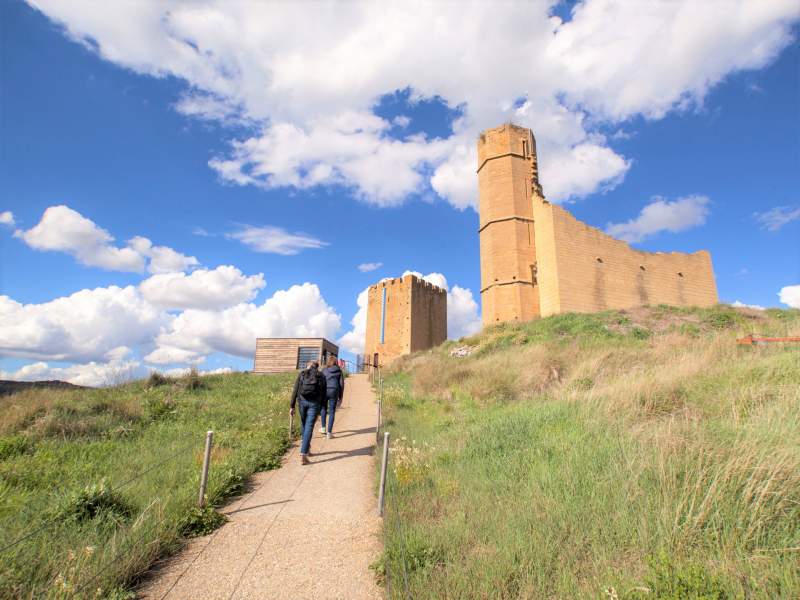 Fortaleza de Uncastillo y Museo de la Torre