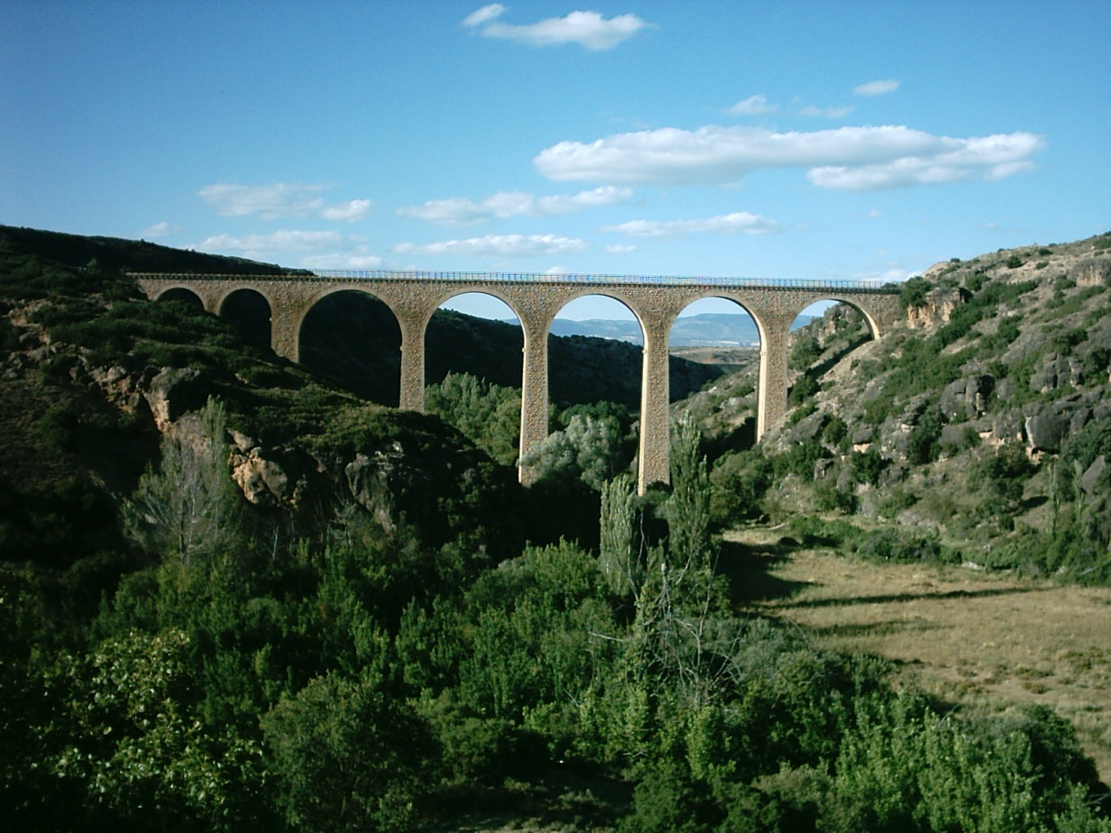 Viaducto de la Vía Verde Ojos Negros – Sagunto