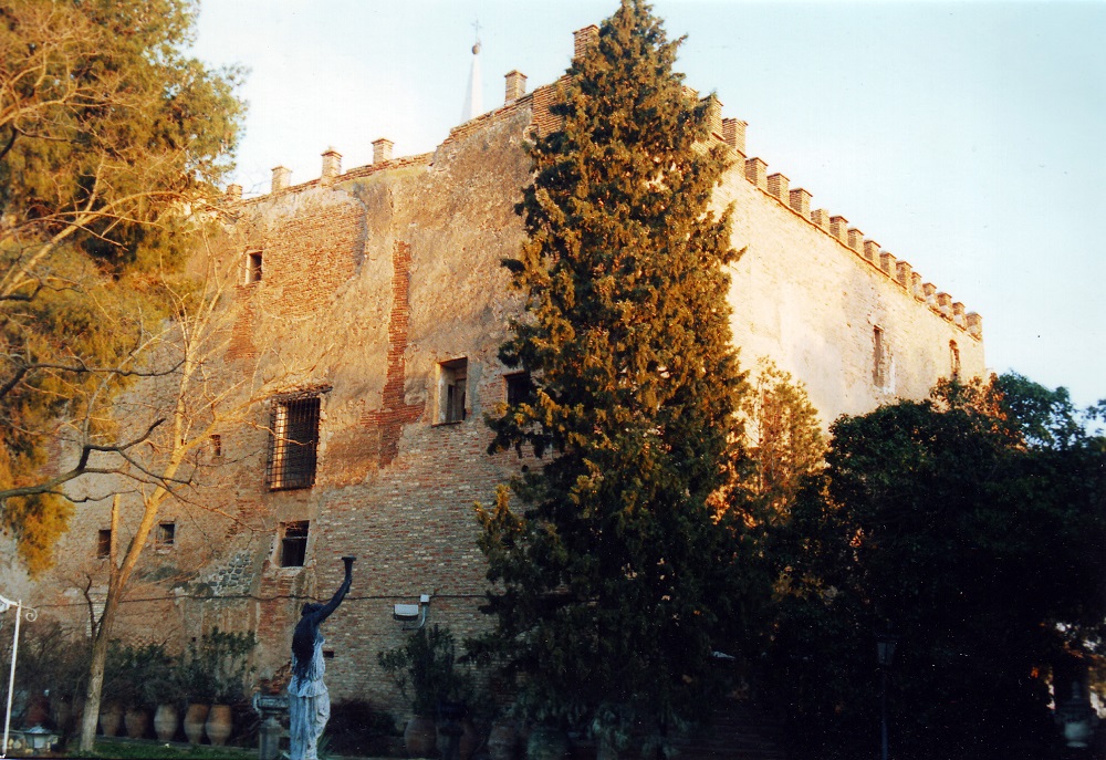 Castillo Palacio de Doña Urraca (Calatorao)