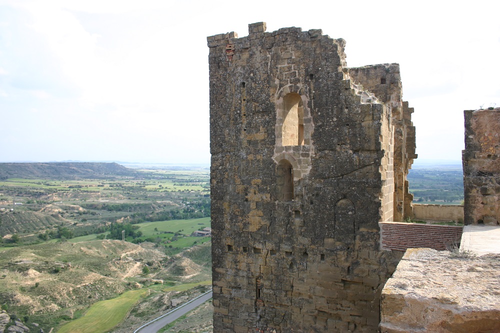 castillo_de_montearagon_-_afc_17.jpg