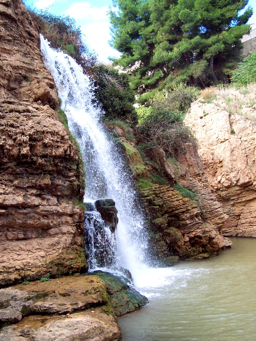 Cascada del Huerva (Parque Municipal de Muel)