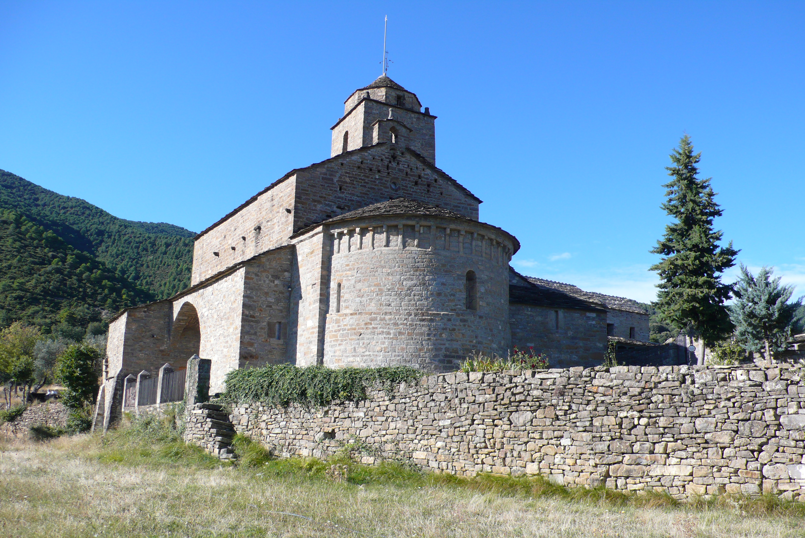 Iglesia de San Vicente de Labuerda